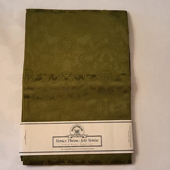 NEW Olive/forest/Khaki Green Damask  Fringed Throw/Coverlet, 48" x 64" - Picture 3 of 5